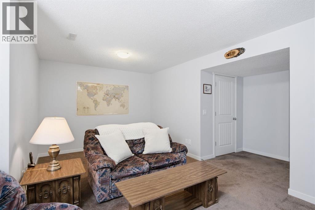 126 Copperpond Landing Se, Calgary, Alberta T2Z 1G6 - Photo 36 - A2344213