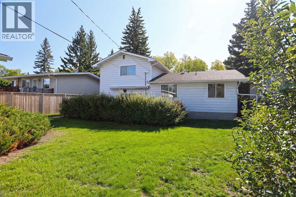 4116 40 Avenue NW, Calgary, Alberta  T3A 0X1 - Photo 4 - A2346688