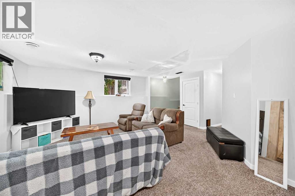 167 Mt Sundance Crescent W