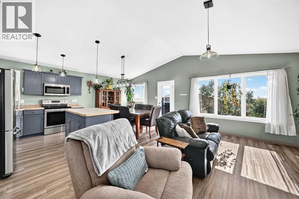 167 Mt Sundance Crescent W