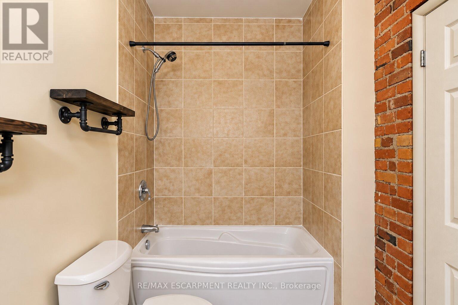 16 - 357 Hunter Street W, Hamilton, Ontario  L8P 1S6 - Photo 17 - X13826394