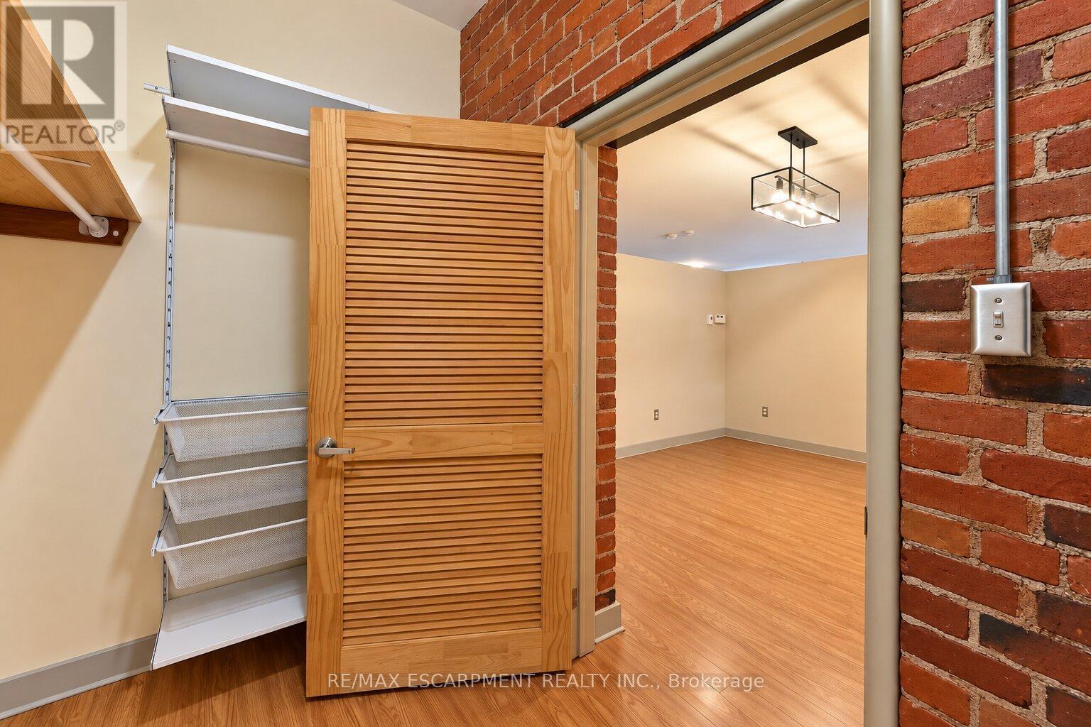 16 - 357 Hunter Street W, Hamilton, Ontario  L8P 1S6 - Photo 25 - X13826394