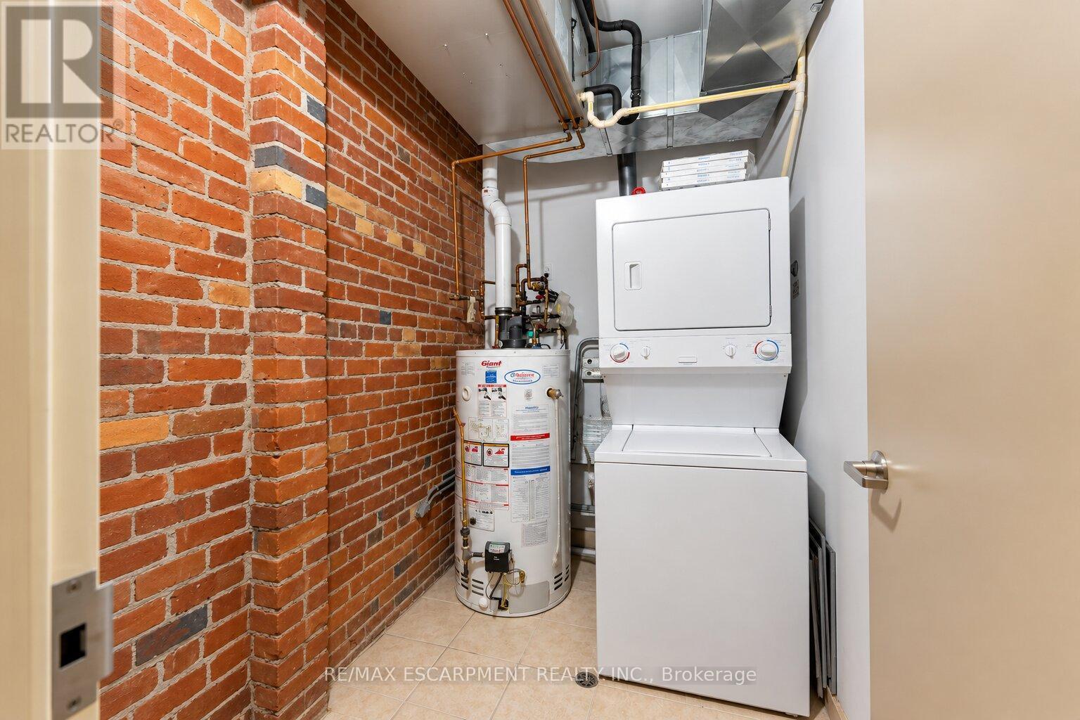 16 - 357 Hunter Street W, Hamilton, Ontario  L8P 1S6 - Photo 28 - X13826394