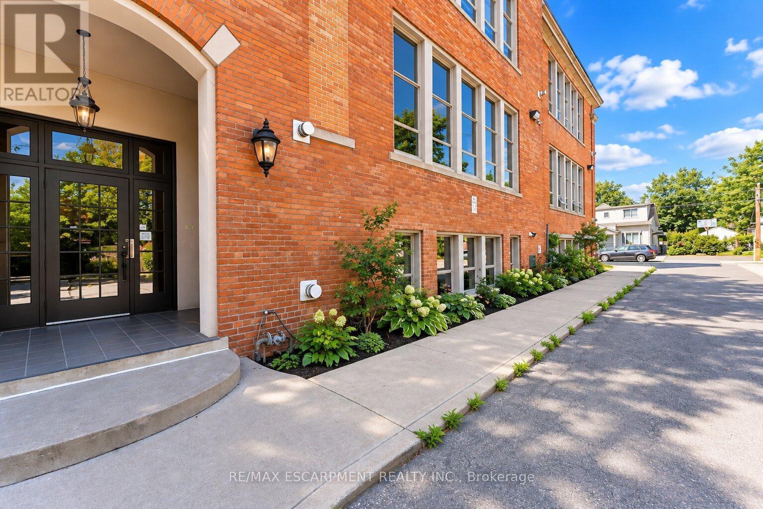 16 - 357 Hunter Street W, Hamilton, Ontario  L8P 1S6 - Photo 32 - X13826394