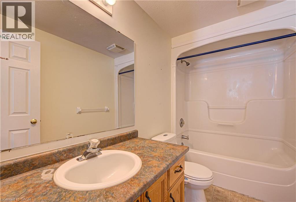 155 Highbrook Street, Kitchener, Ontario  N2E 3P5 - Photo 35 - 40866482