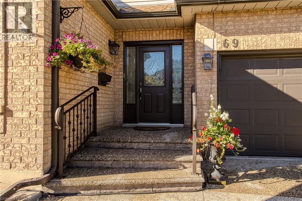 1150 Skyview Drive Unit# 69, Burlington, Ontario  L7P 4X5 - Photo 3 - 40866409