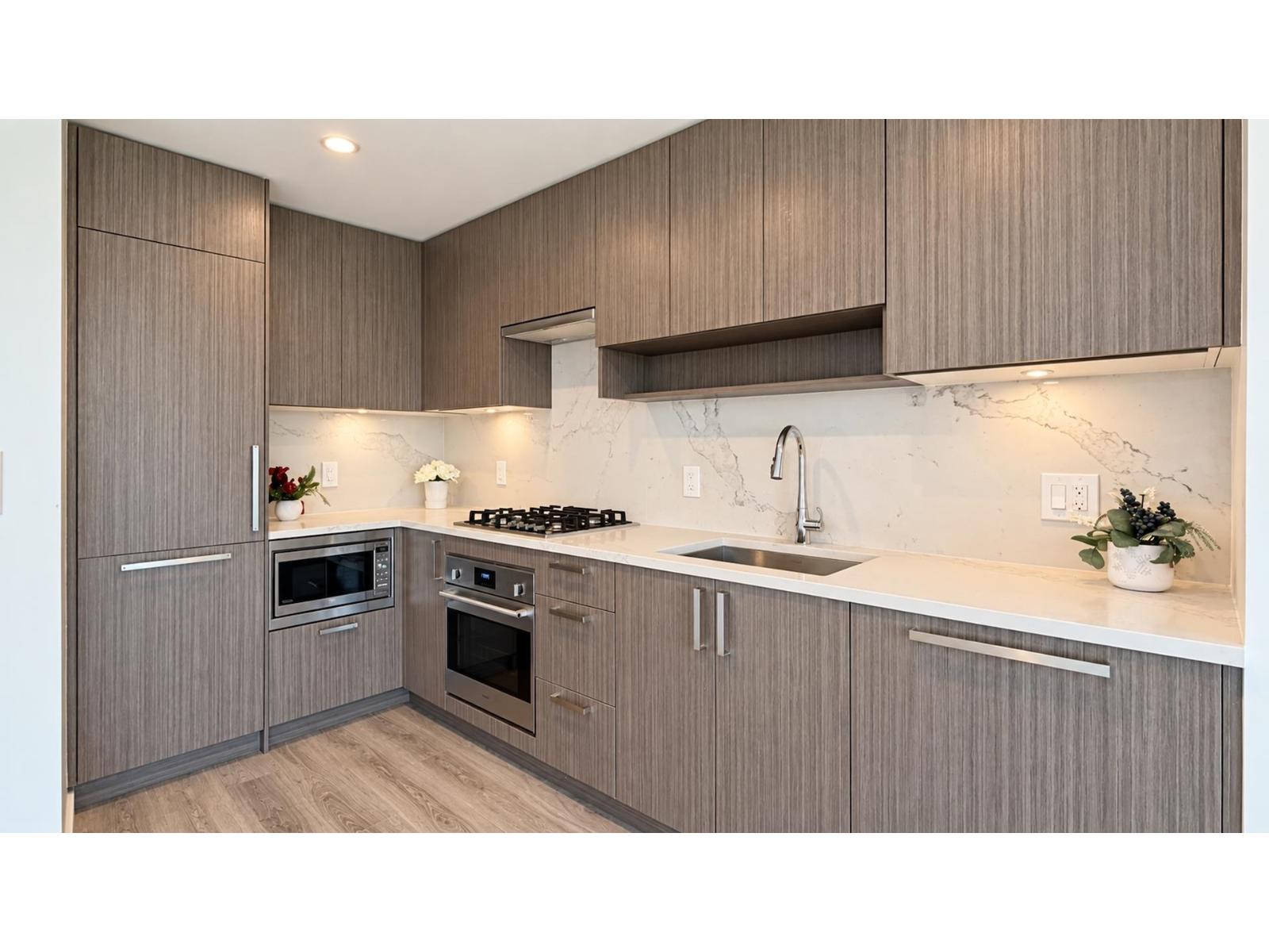 605 13350 Central Avenue, Surrey, British Columbia  V3T 0S1 - Photo 7 - R3169404