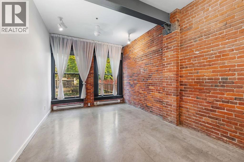 306 53 W HASTINGS STREET, Vancouver, British Columbia