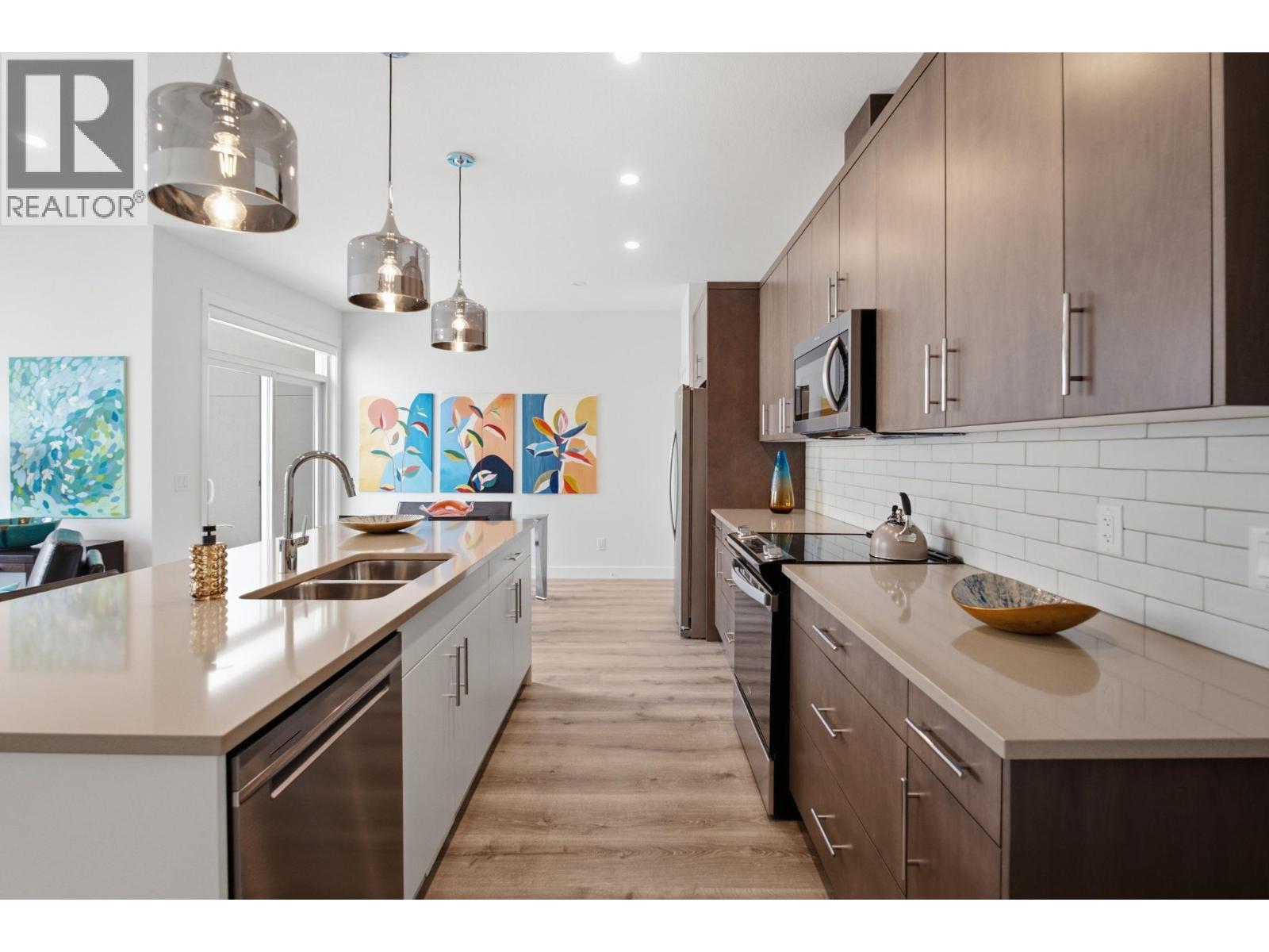 610 Academy Way Unit# 114, Kelowna, British Columbia  V1Y 9T1 - Photo 2 - 10401119