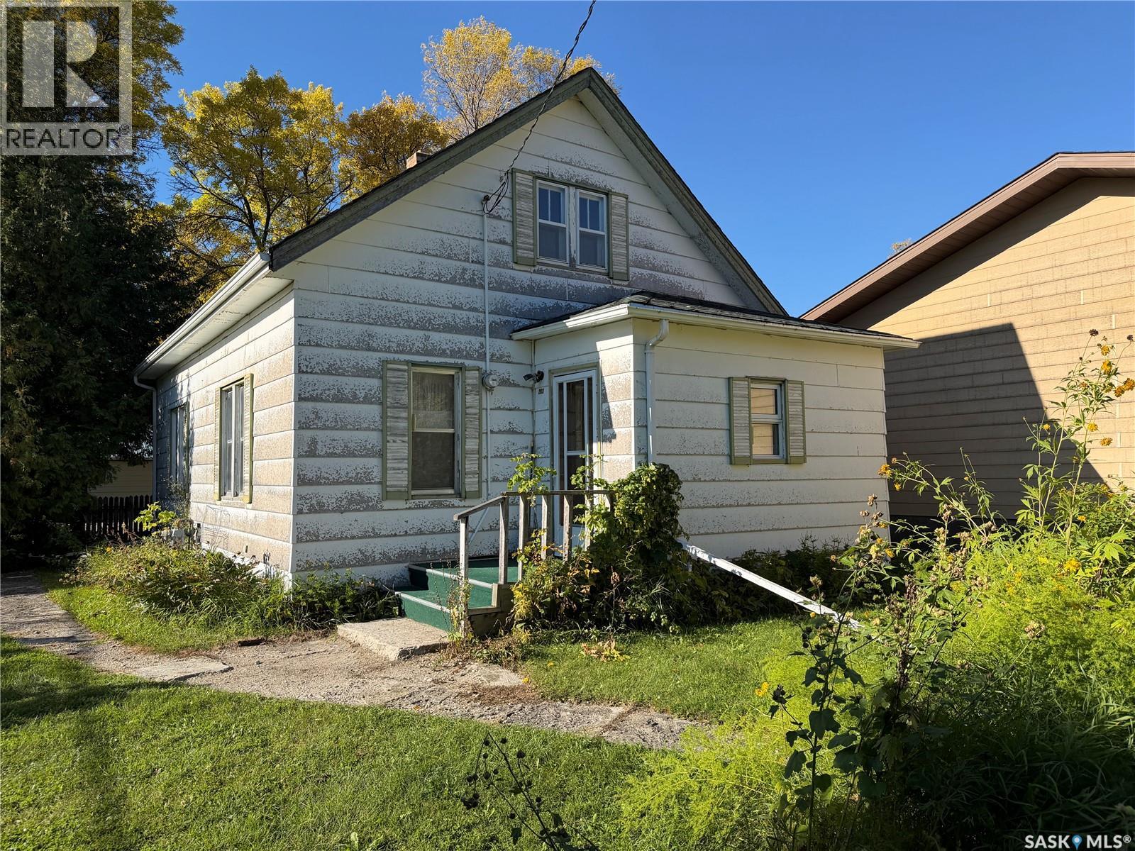 203 6th Avenue W, Canora, Saskatchewan  S0A 0L0 - Photo 28 - SK049335