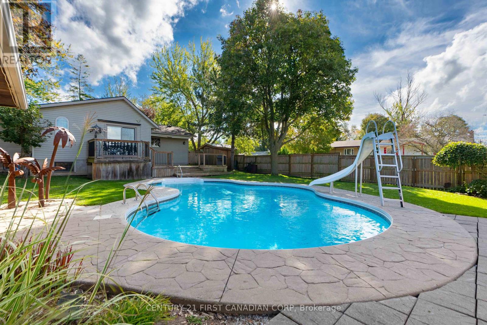 101 Kleinfeldt Avenue, Lucan Biddulph, Ontario  N0M 2J0 - Photo 11 - X13826416
