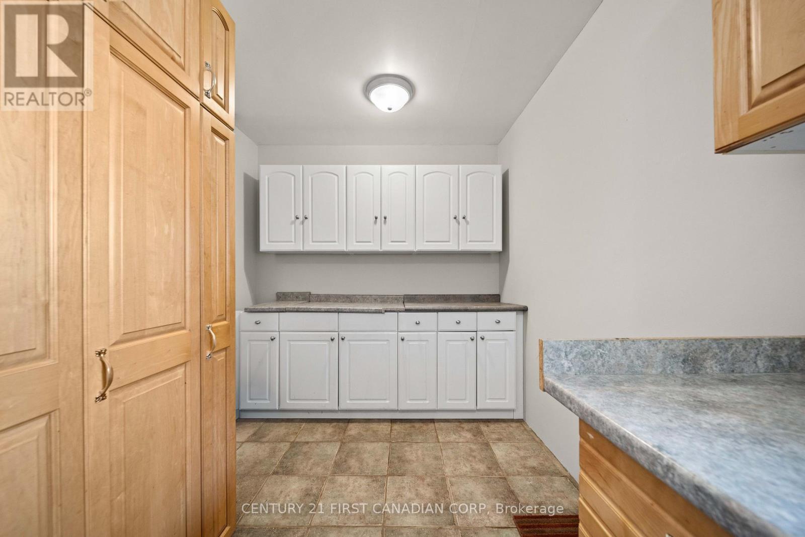 101 Kleinfeldt Avenue, Lucan Biddulph, Ontario  N0M 2J0 - Photo 39 - X13826416