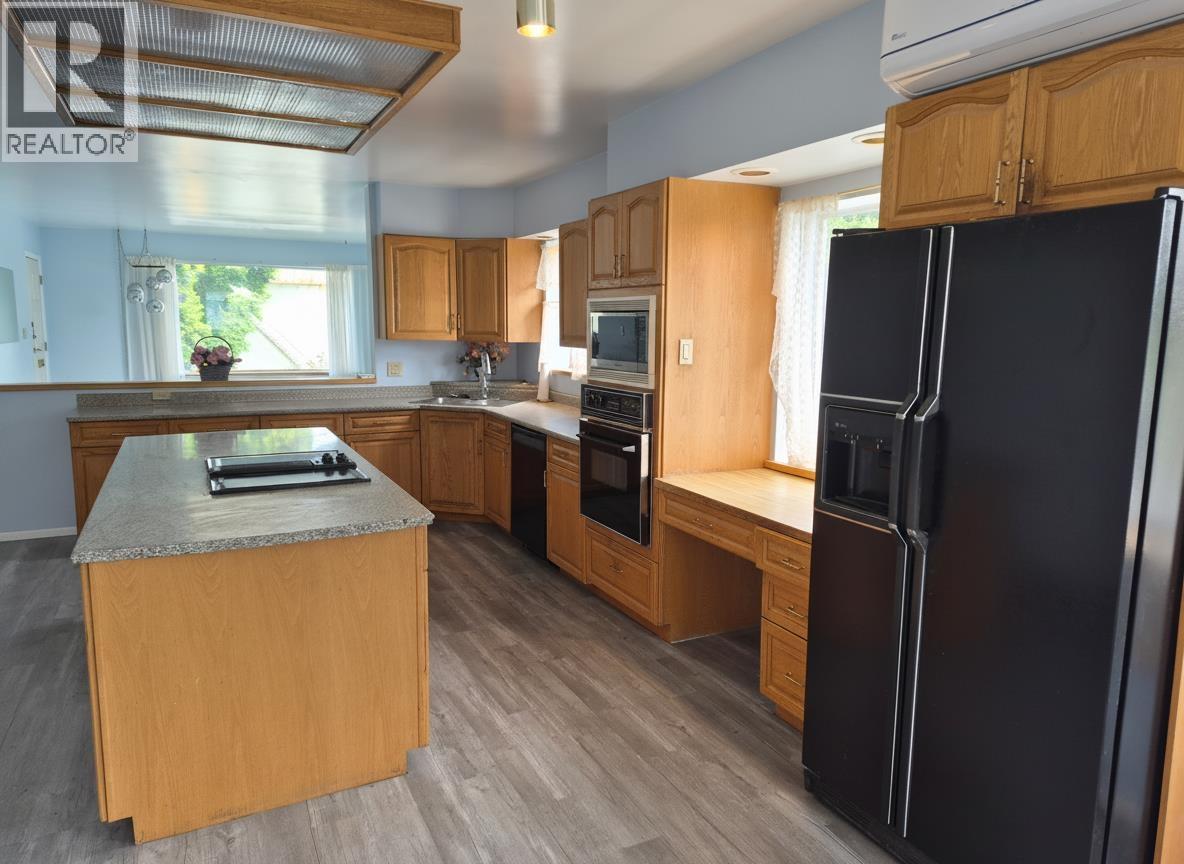 4298 Mcgill Street, Burnaby, British Columbia  V5C 1M9 - Photo 6 - R3133075