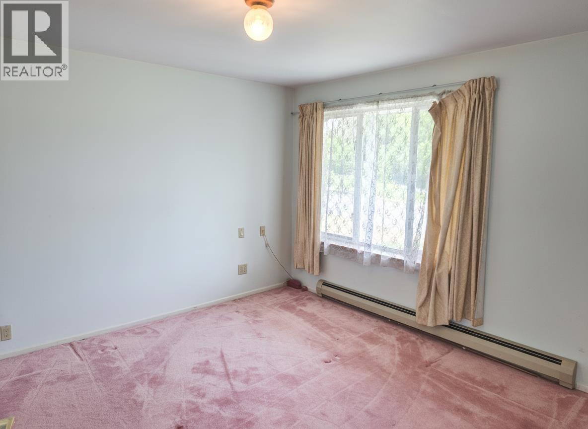 4298 Mcgill Street, Burnaby, British Columbia  V5C 1M9 - Photo 14 - R3133075