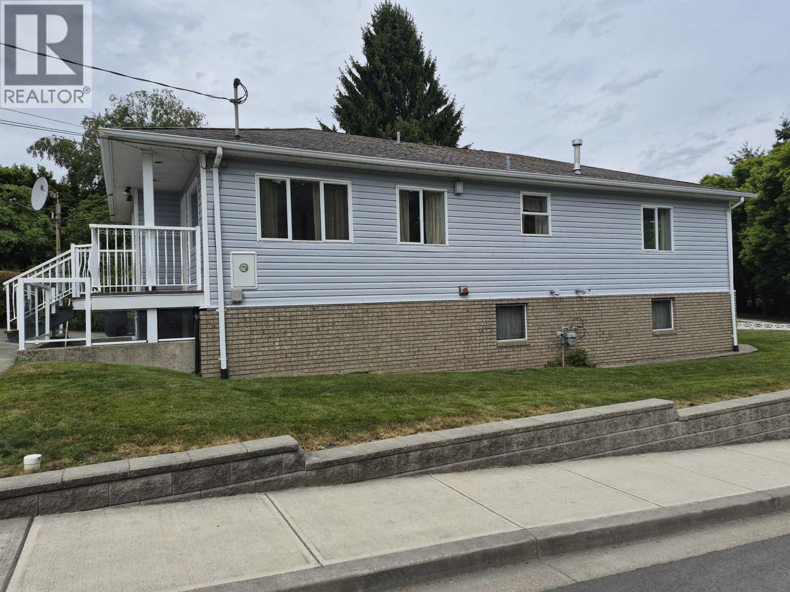 4298 Mcgill Street, Burnaby, British Columbia  V5C 1M9 - Photo 30 - R3133075