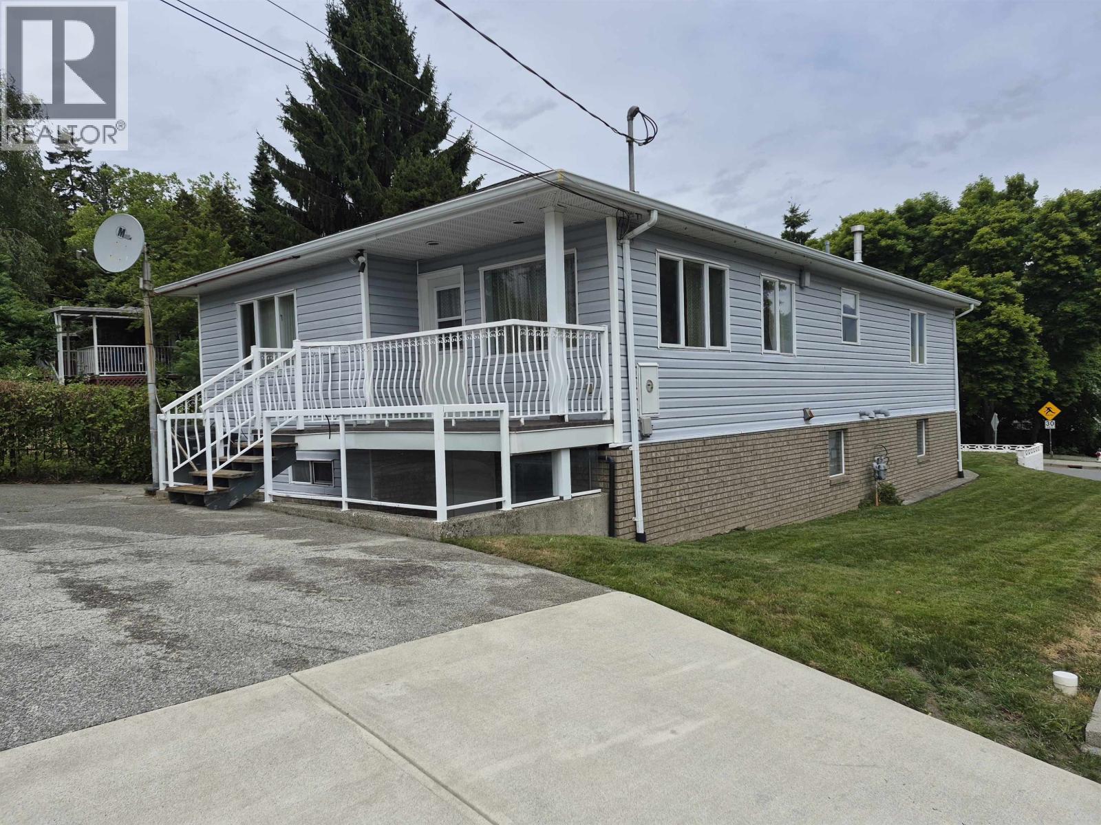 4298 Mcgill Street, Burnaby, British Columbia  V5C 1M9 - Photo 24 - R3133075