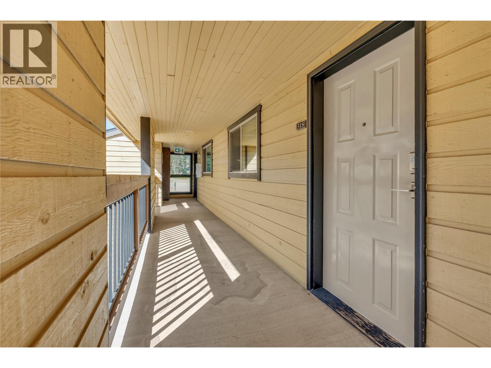330 Strayhorse Road Unit# 318, Apex Mountain, British Columbia  V2A 0E2 - Photo 28 - 10401742