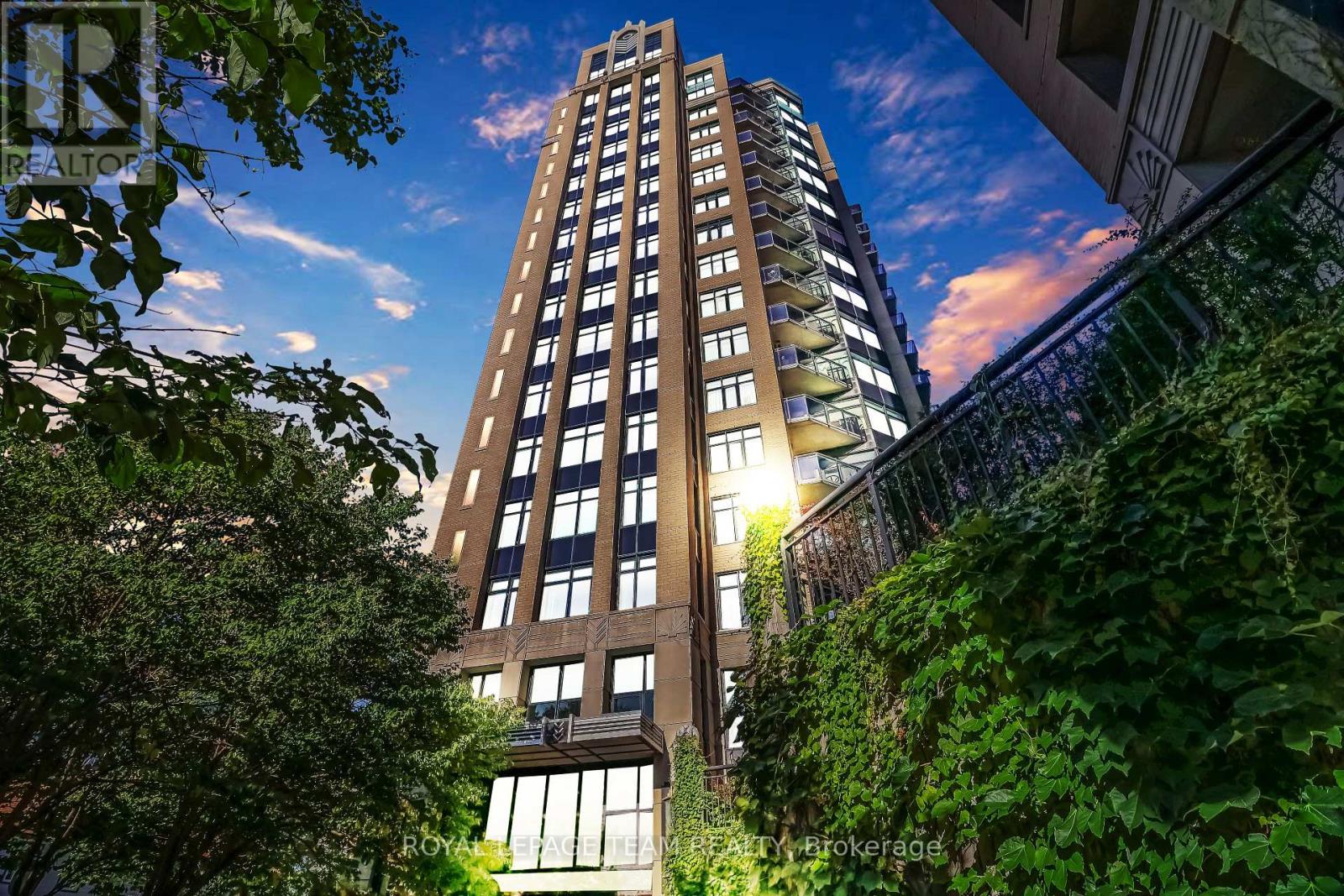 414 - 235 KENT STREET, Ottawa, Ontario