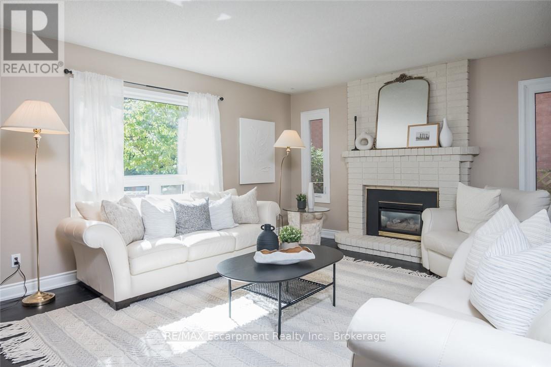 1348 Fieldcrest Lane, Oakville, Ontario L6M 2W8 - Photo 19 - W13826438