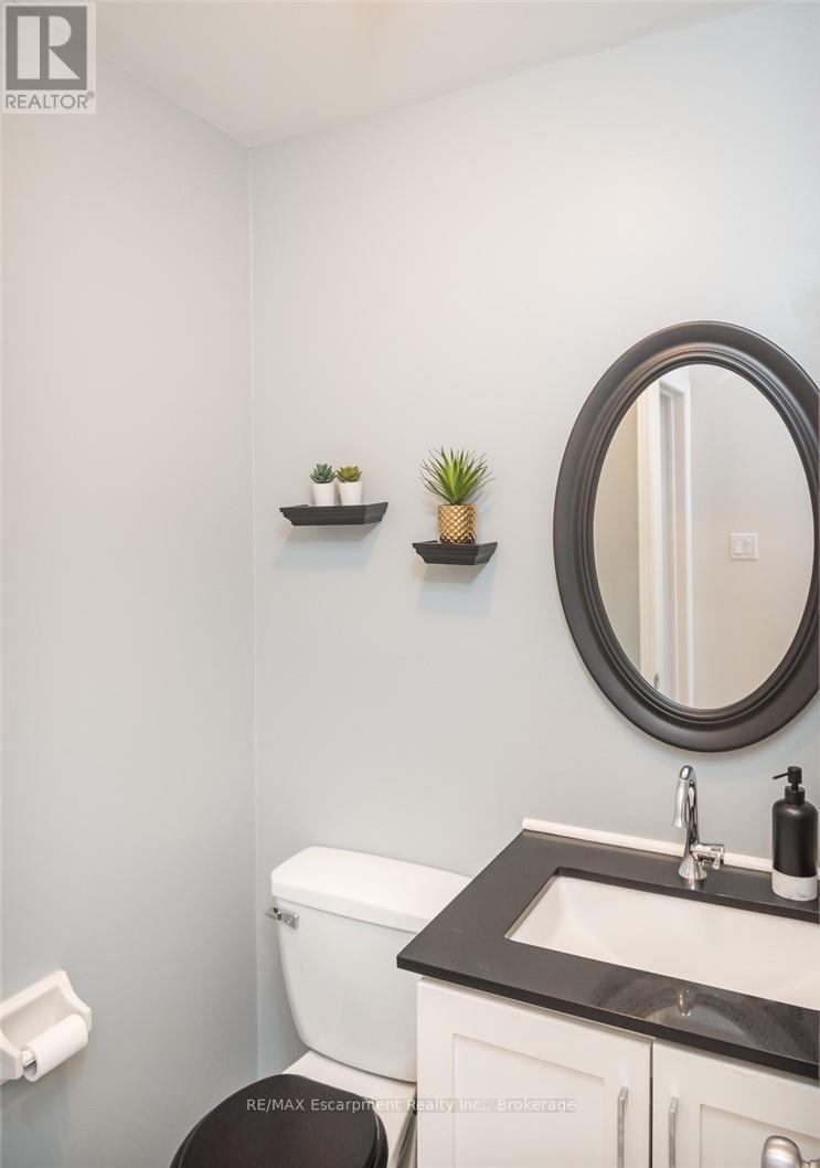1348 Fieldcrest Lane, Oakville, Ontario L6M 2W8 - Photo 22 - W13826438