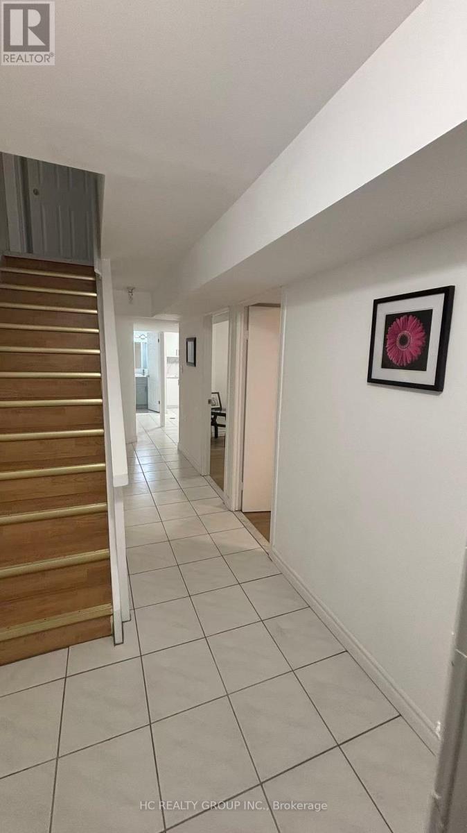 Bsmt - 27 Macklingate Court, Toronto, Ontario  M1V 1A2 - Photo 5 - E13826432