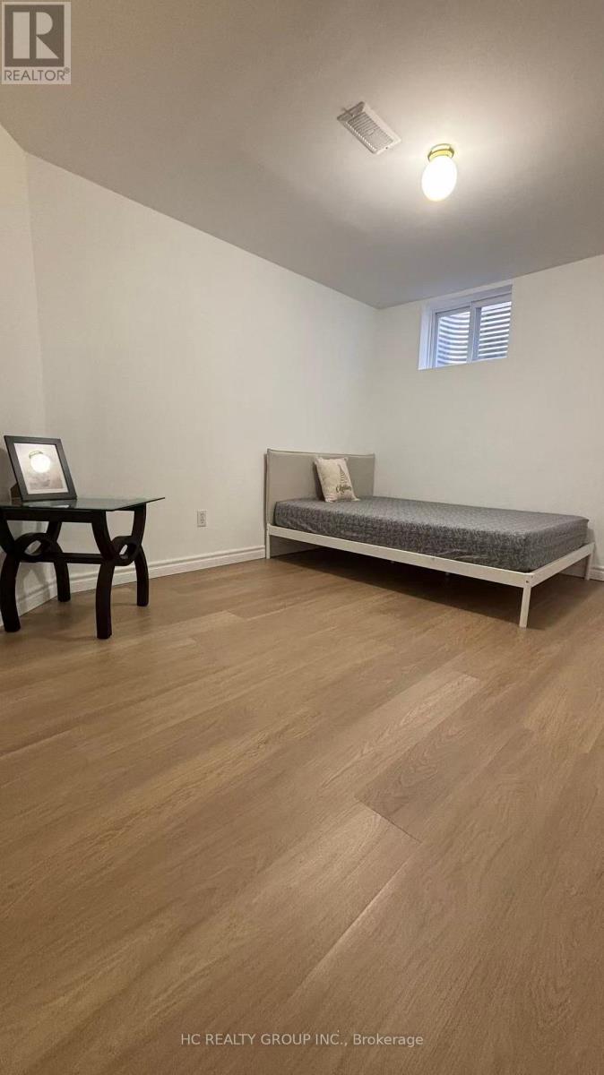 Bsmt - 27 Macklingate Court, Toronto, Ontario  M1V 1A2 - Photo 7 - E13826432