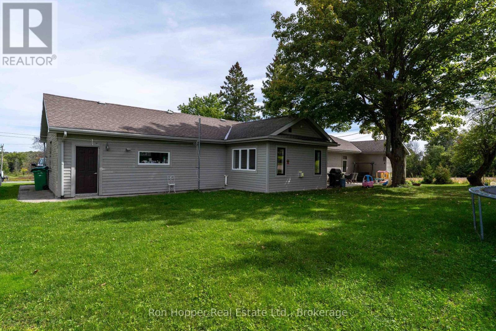 317670 6&10 Highway, Georgian Bluffs, Ontario  N4K 5N6 - Photo 30 - X13826468