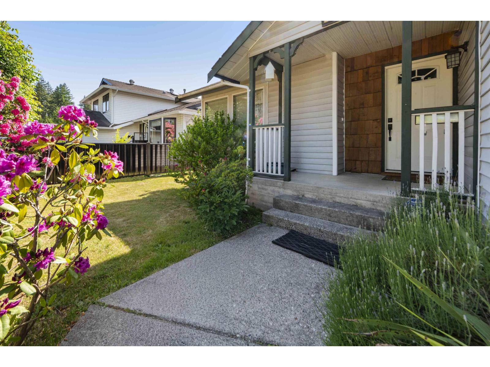 4483 208 Street, Langley, British Columbia  V3A 2H7 - Photo 3 - R3169442