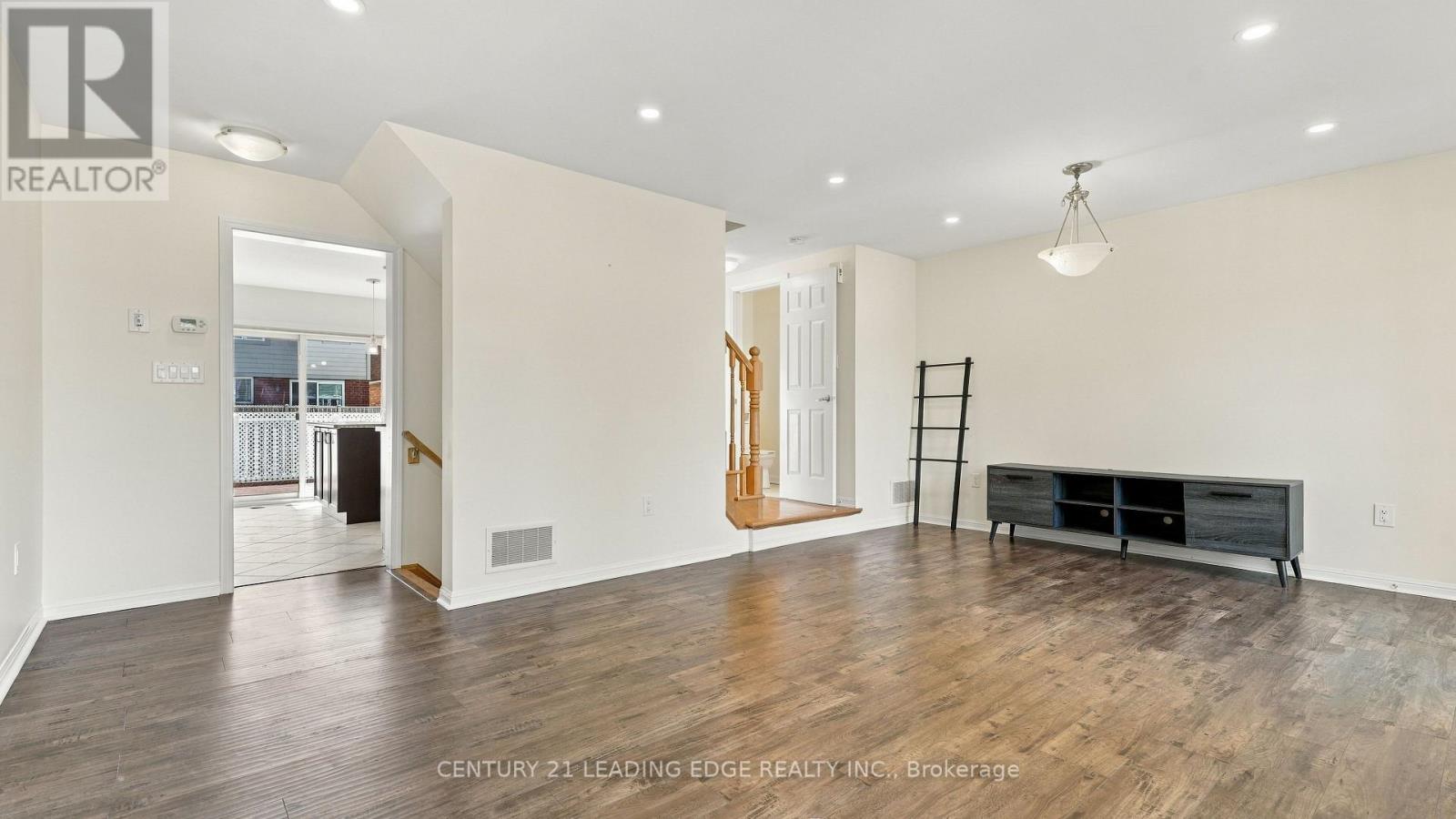 208 Magurn Gate, Milton, Ontario  L9T 7B4 - Photo 15 - W13826462