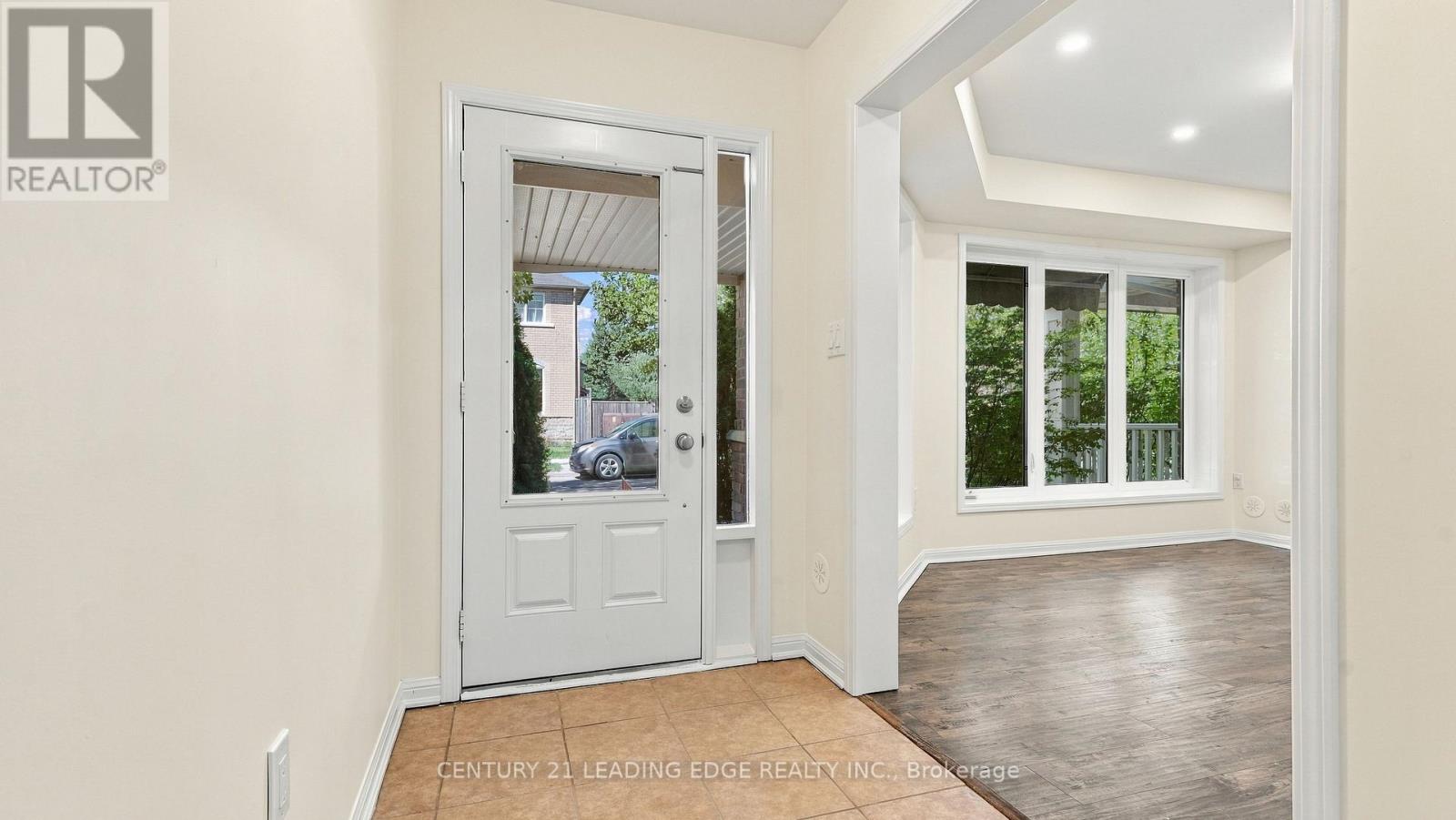 208 Magurn Gate, Milton, Ontario  L9T 7B4 - Photo 7 - W13826462