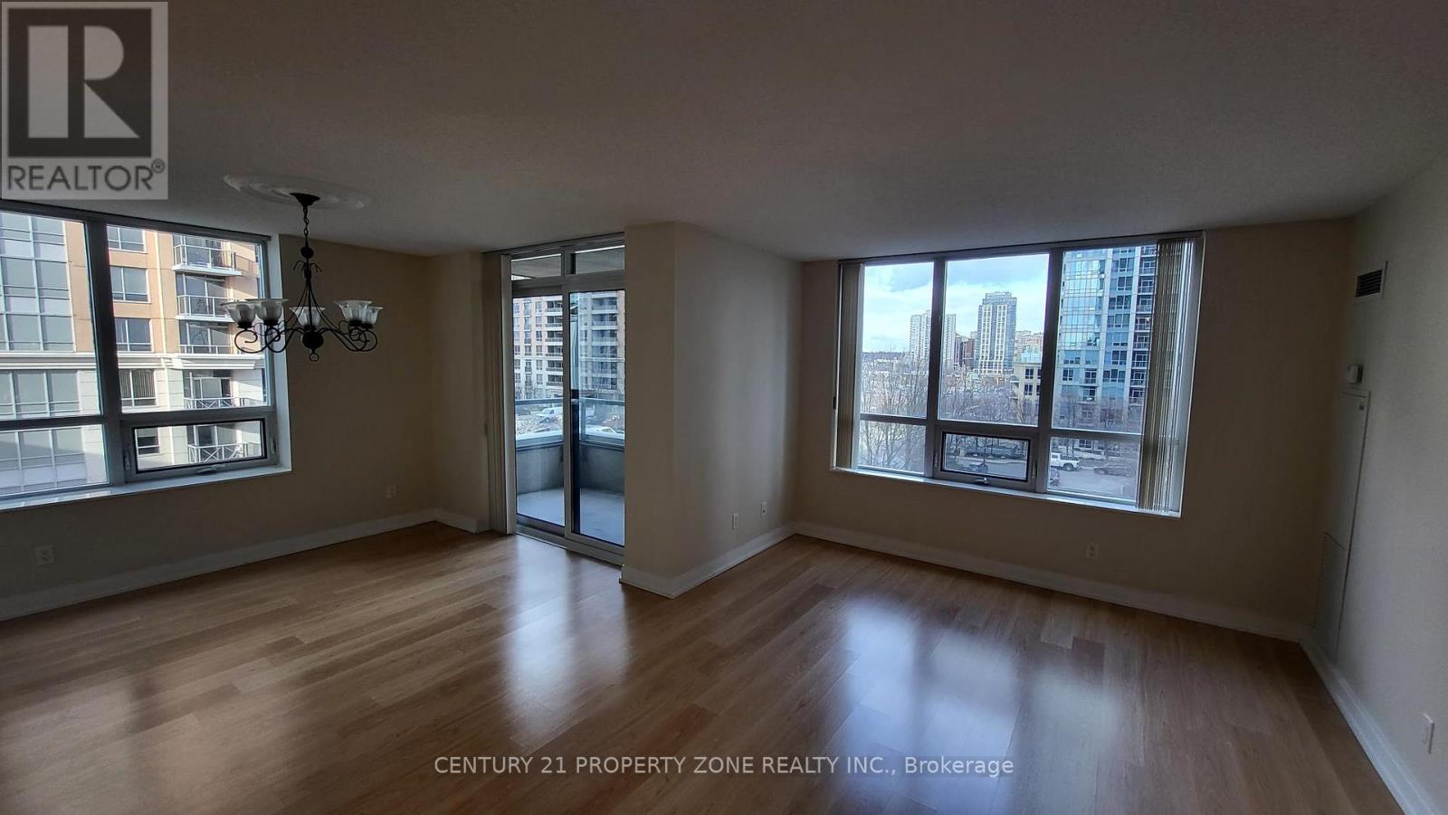 542 - 35 VIKING LANE, Toronto, Ontario