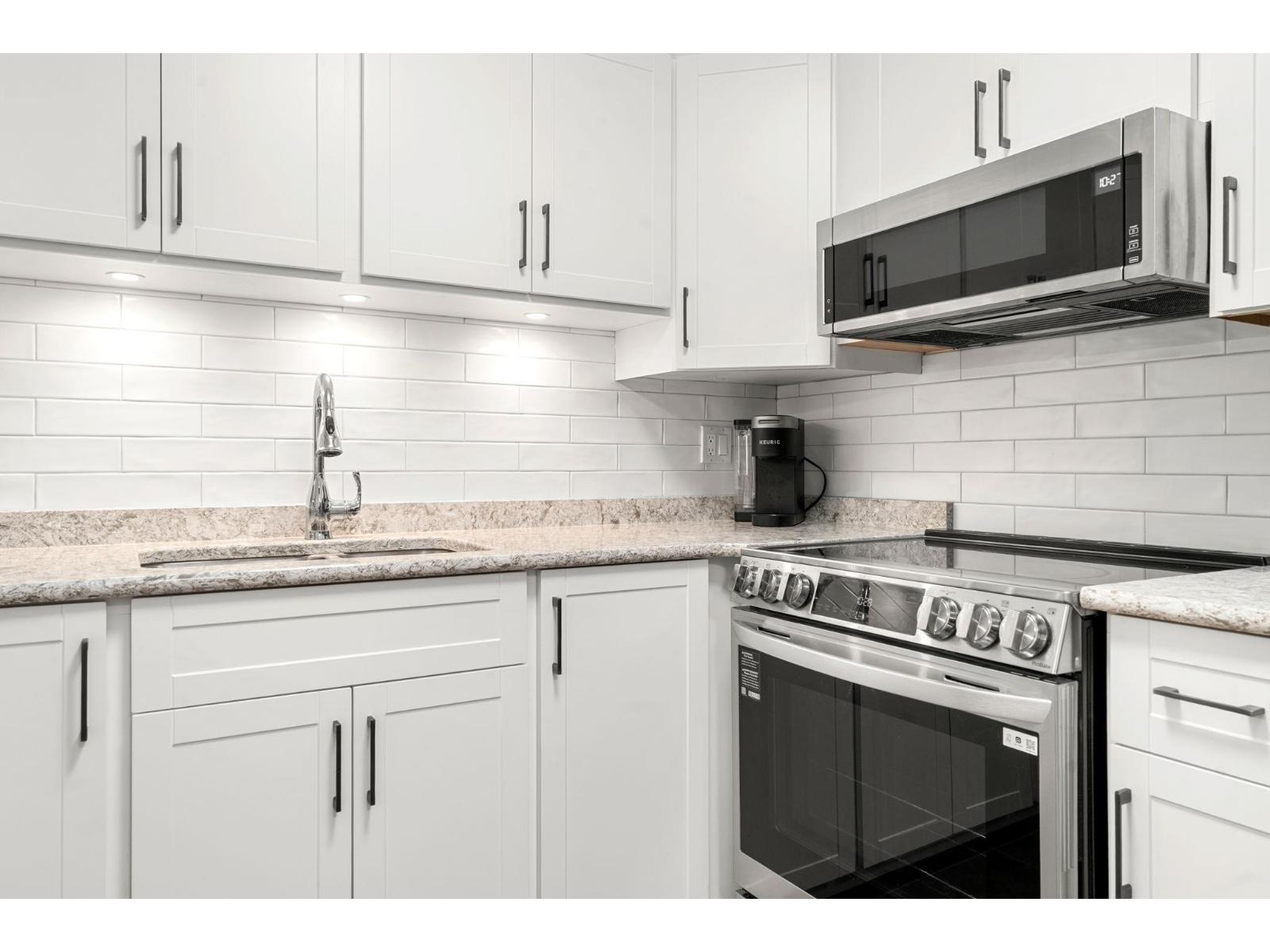 412 1220 Fir Street, White Rock, British Columbia  V4B 4B1 - Photo 17 - R3169249