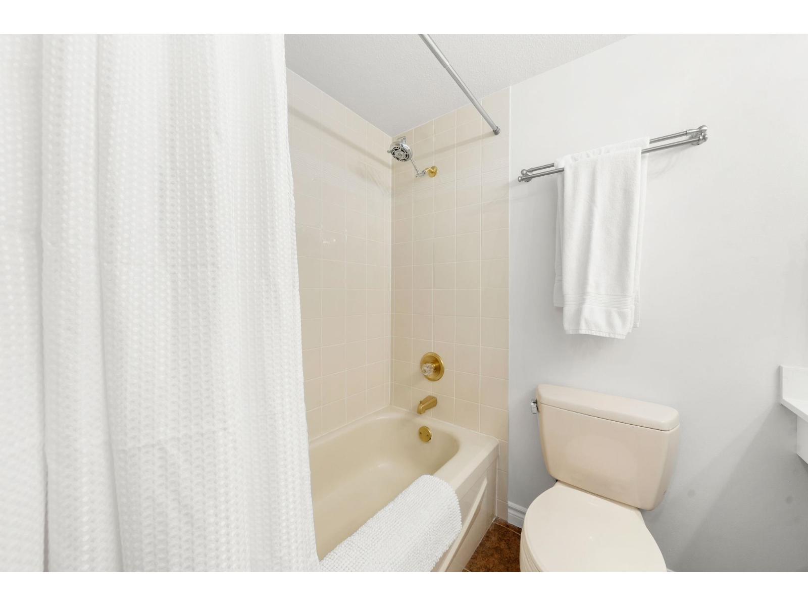 412 1220 Fir Street, White Rock, British Columbia  V4B 4B1 - Photo 32 - R3169249