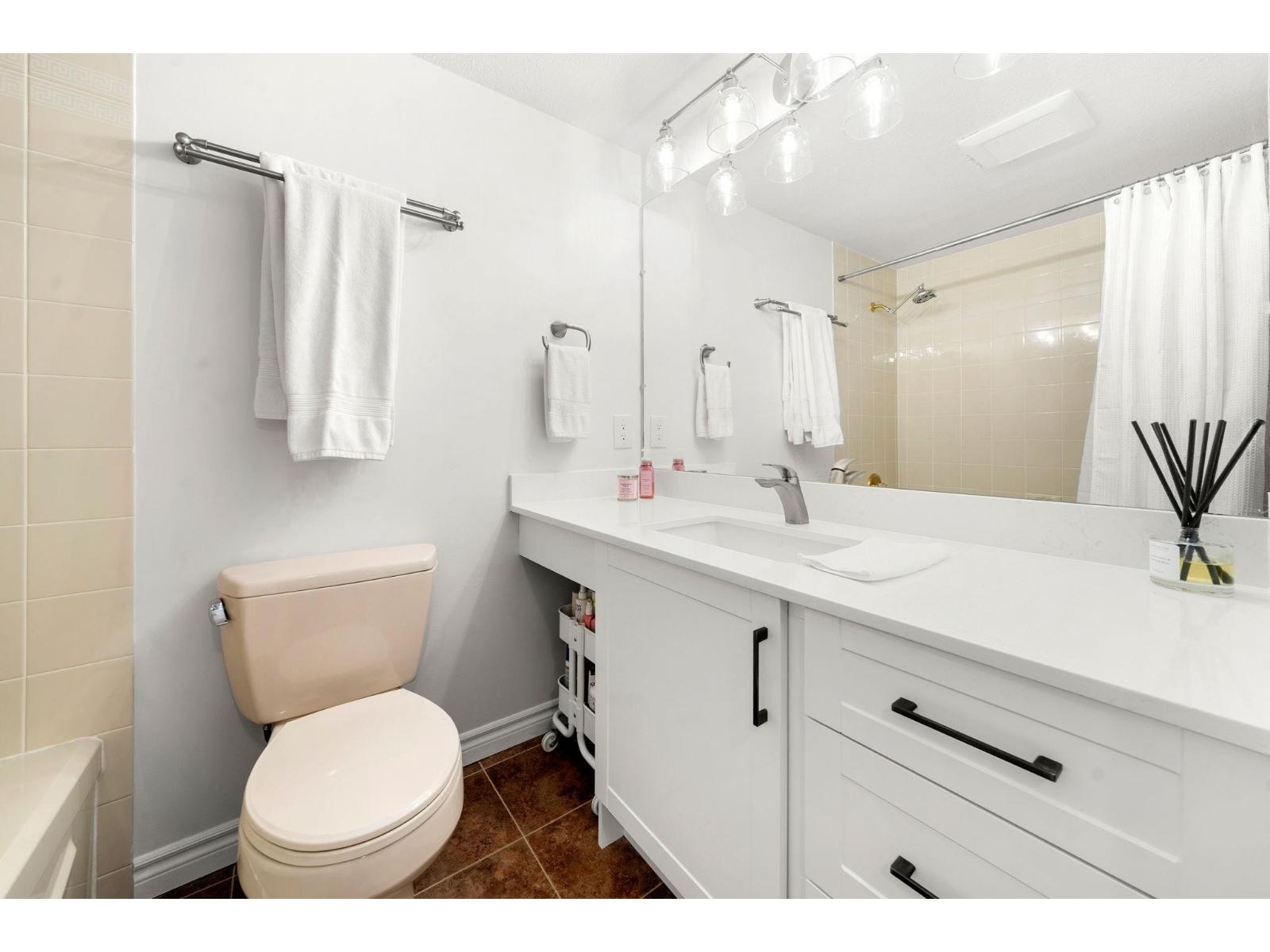 412 1220 Fir Street, White Rock, British Columbia  V4B 4B1 - Photo 31 - R3169249
