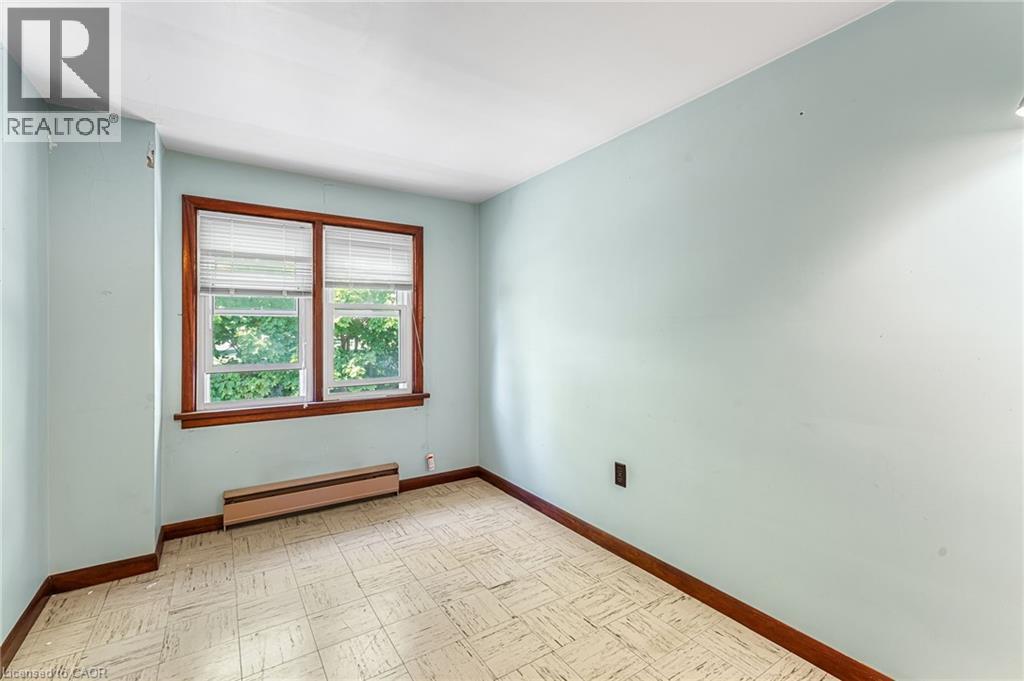 21 First Avenue, Welland, Ontario  L3C 1X7 - Photo 26 - 40842228