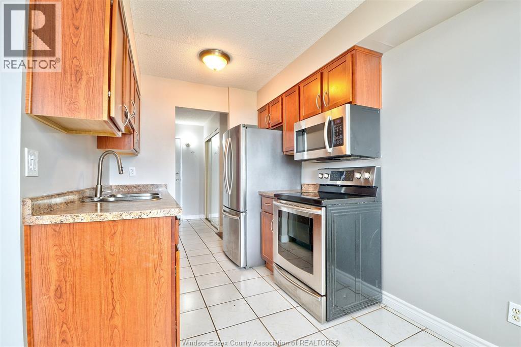 150 Park Ave., Windsor, Ontario  N9A 7A2 - Photo 3 - 26023444