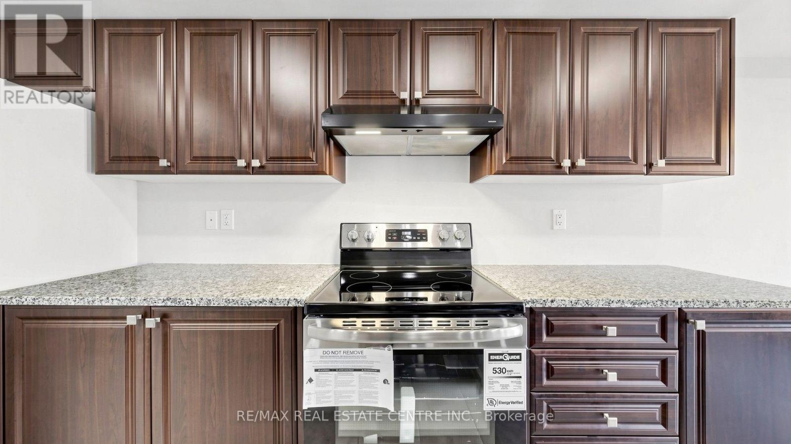 300 Bedrock Drive, Hamilton, Ontario  L8J 0M4 - Photo 11 - X13823122