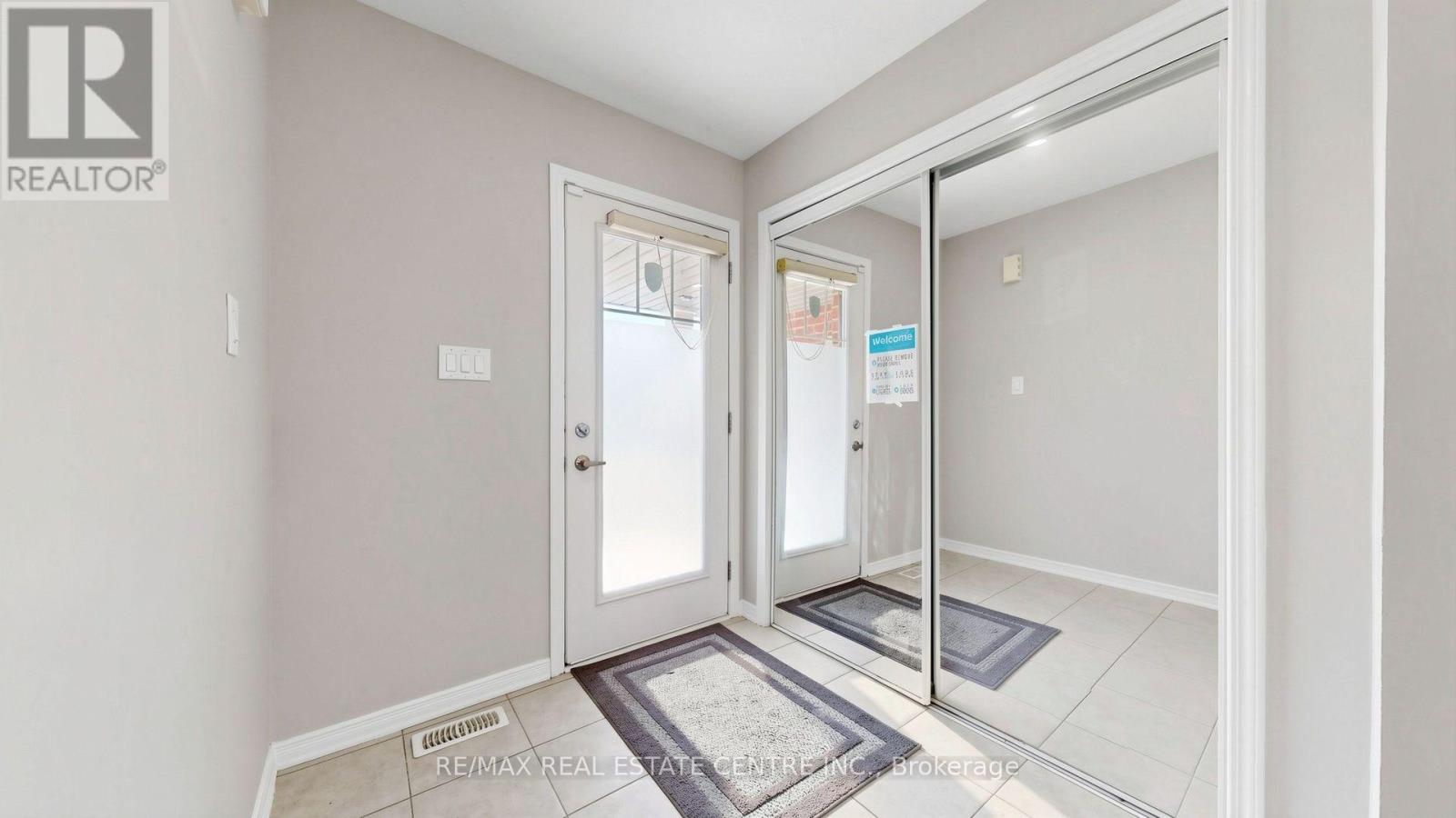 300 Bedrock Drive, Hamilton, Ontario  L8J 0M4 - Photo 15 - X13823122