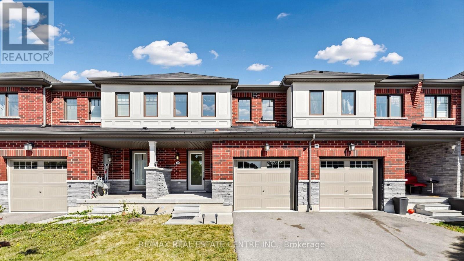 300 Bedrock Drive, Hamilton, Ontario  L8J 0M4 - Photo 2 - X13823122