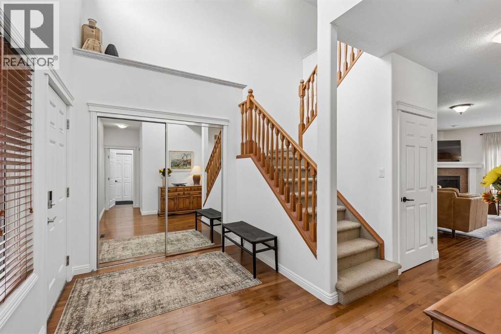 20 Everbrook Link SW, Calgary, Alberta  T2Y 0C9 - Photo 2 - A2347786
