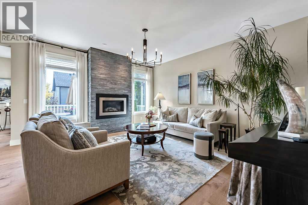 117 Crystal Green Court, Okotoks, Alberta  T1S 2K5 - Photo 4 - A2342870