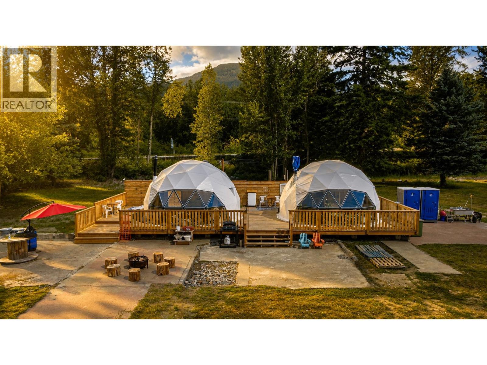 1641 AIRPORT ROAD, Squamish, British Columbia