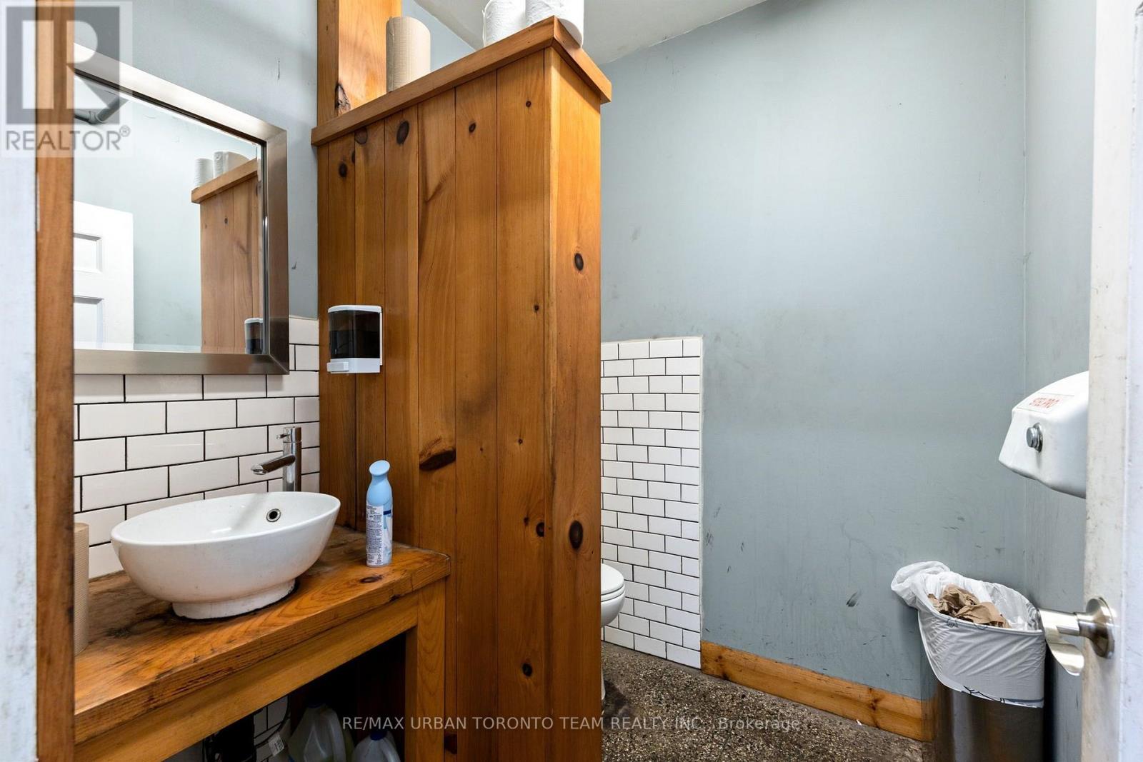 475/477 King Street E, Toronto, Ontario  M5A 1L6 - Photo 19 - C13826530