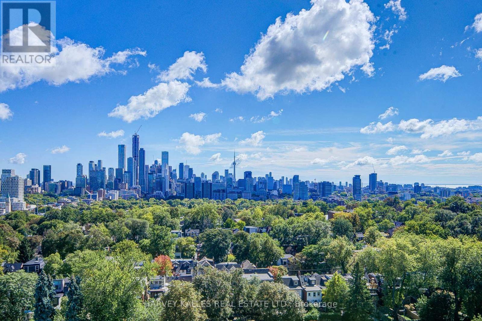 1605 - 63 St. Clair Avenue W, Toronto, Ontario  M4V 2Y9 - Photo 1 - C13826552
