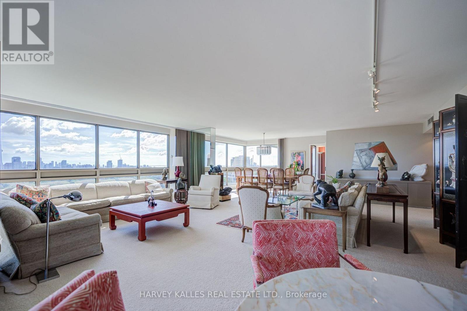 1605 - 63 St. Clair Avenue W, Toronto, Ontario  M4V 2Y9 - Photo 21 - C13826552