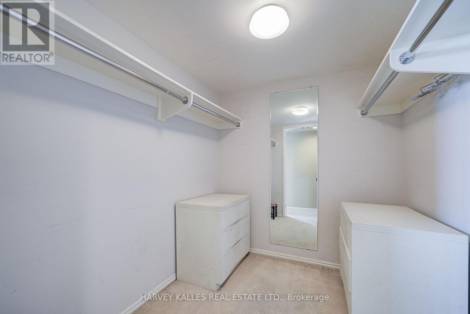 1605 - 63 St. Clair Avenue W, Toronto, Ontario  M4V 2Y9 - Photo 30 - C13826552