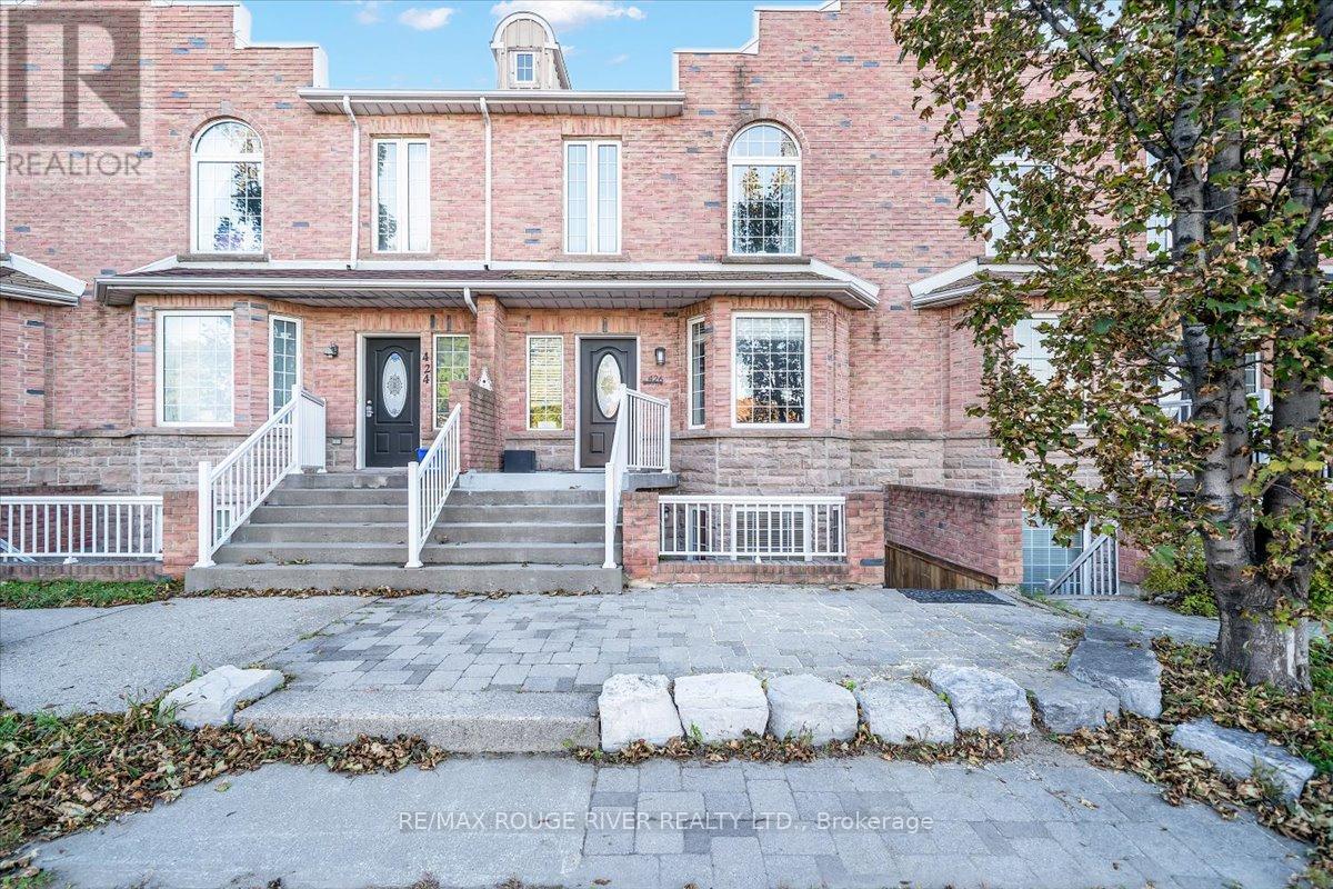 426 Brock Street N, Whitby, Ontario  L1N 4H9 - Photo 2 - E13826540