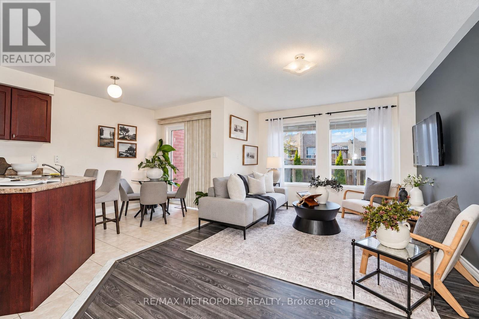 152 Angier Crescent, Ajax, Ontario  L1S 7R5 - Photo 6 - E13826546