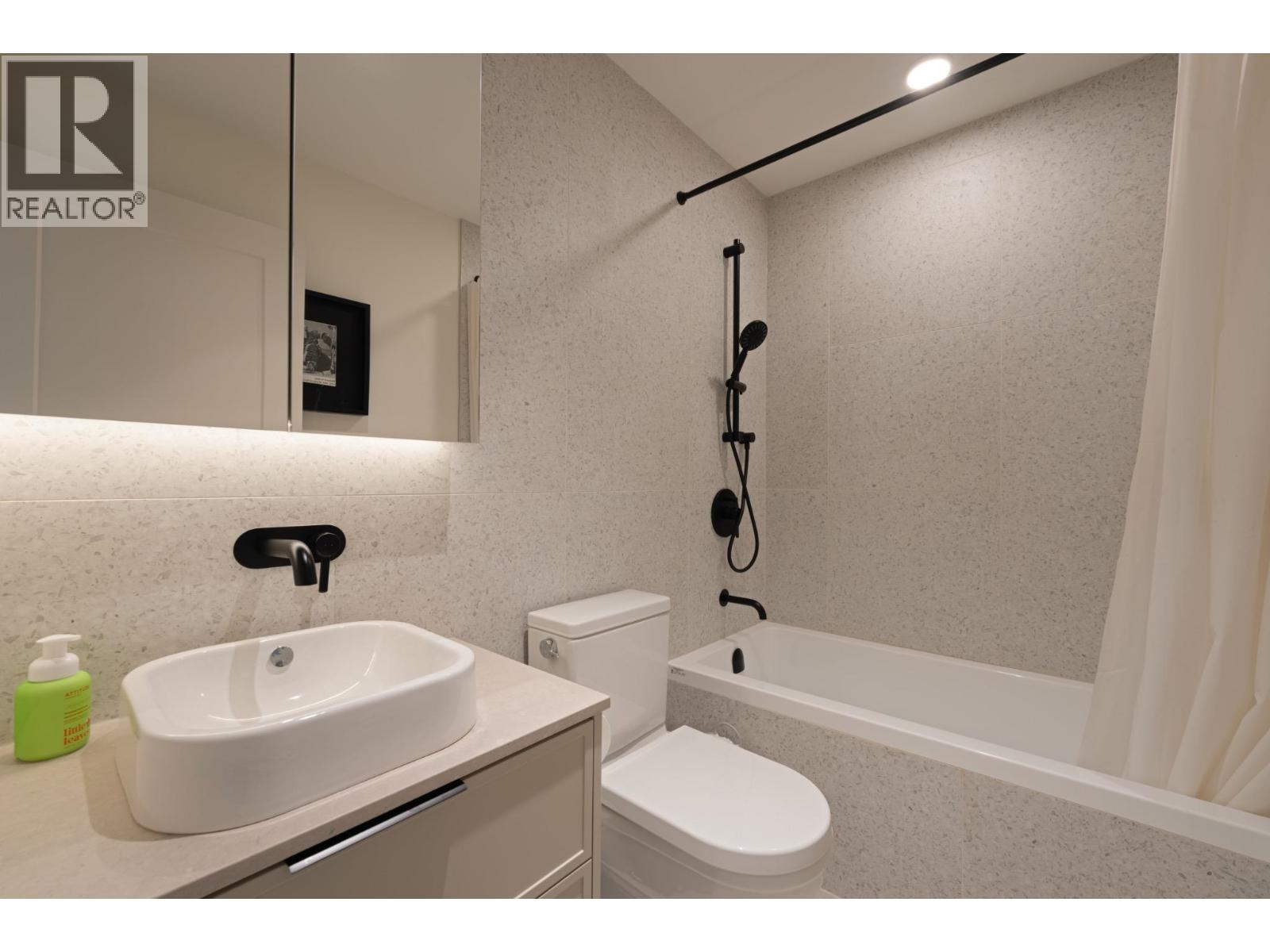 24 632 E 3rd Street, North Vancouver, British Columbia  V7L 0J1 - Photo 27 - R3169407