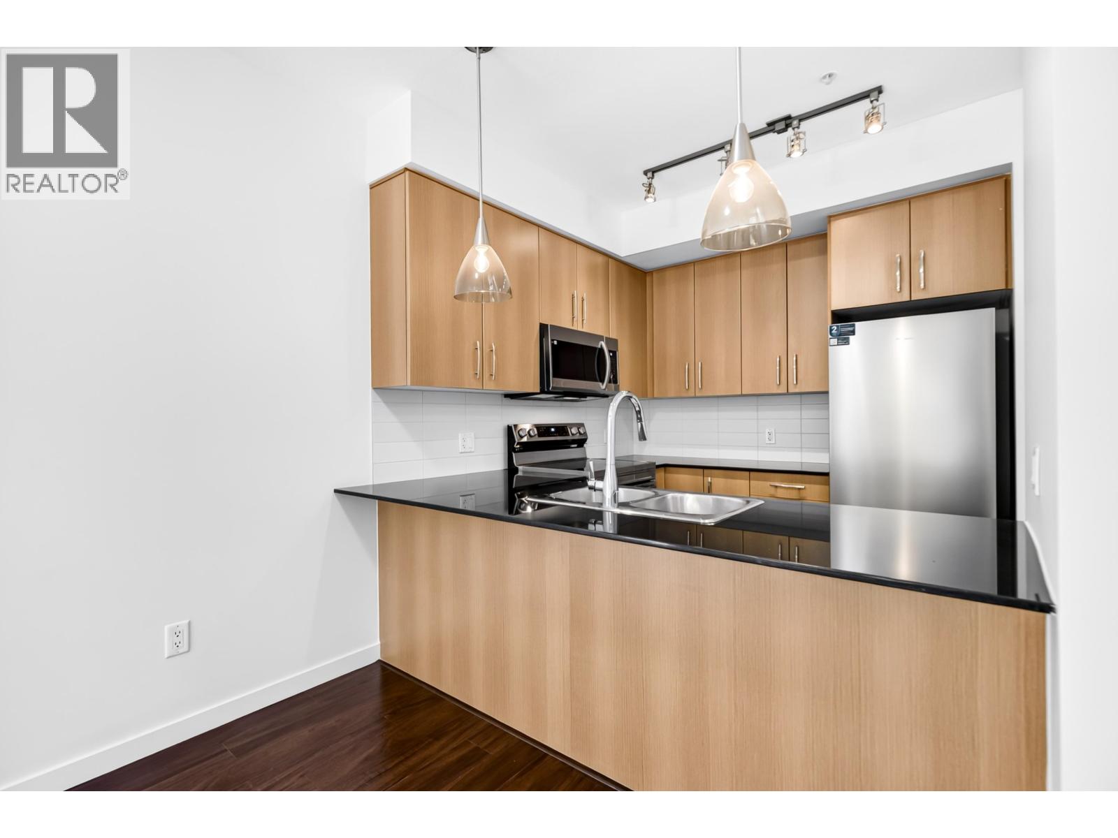 210 22290 North Avenue, Maple Ridge, British Columbia  V2X 8Z8 - Photo 6 - R3169438